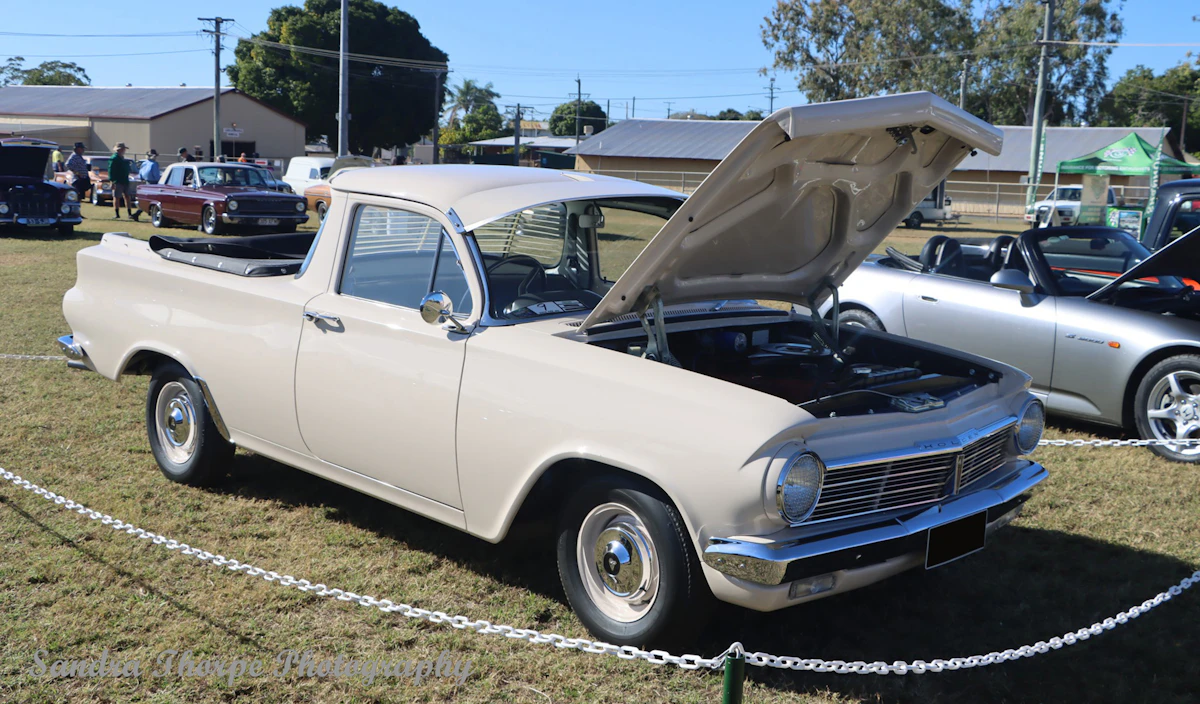 Greg & Debbie Anderson's 1964 EH Holden Standard Ute.jpg
Caption